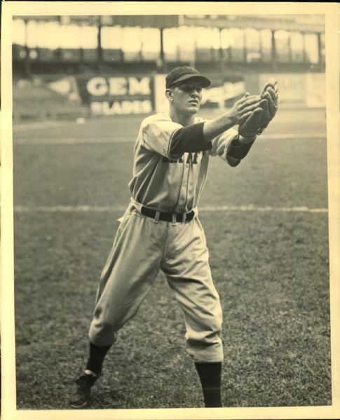 1933-34 Jack Salveson New York Giants "The Sporting News Collection Archives" Original Photo (Sporting News Collection Hologram/MEARS Photo LOA)