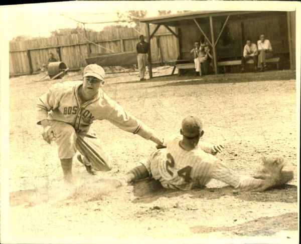 1936-38 Johnny Lanning Boston Bees "The Sporting News Collection Archives" Original Photo (Sporting News Collection Hologram/MEARS Photo LOA)