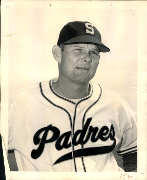 1949-50 Max West San Diego Padres (PCL) "The Sporting News Collection Archives" Original 8" x 10" Photo (Sporting News Collection Hologram/MEARS Photo LOA)