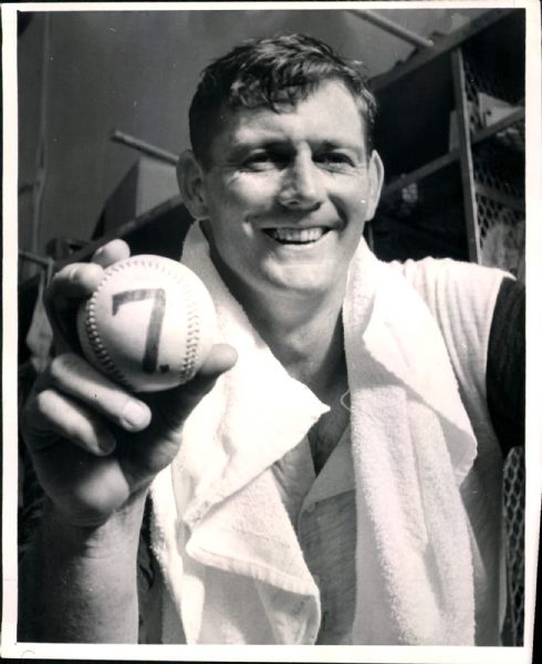 1958-64 Frank Lary Detroit Tigers Milwaukee Braves "The Sporting News Collection Archives" Original Photo (Sporting News Collection Hologram/MEARS Photo LOA) - Lot of 2