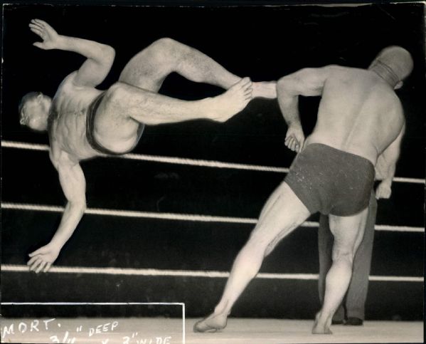 1950 Tony "Argentine" Rocca vs. Ali Baba Wrestlers "The Sporting News Collection Archives" Original 8" x 10.25" Photo (Sporting News Collection Hologram/MEARS Photo LOA)