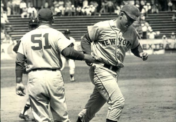 1964 Frank Thomas New York Mets in Mexico City "The Sporting News Collection Archives" Original Photo (Sporting News Collection Hologram/MEARS Photo LOA)