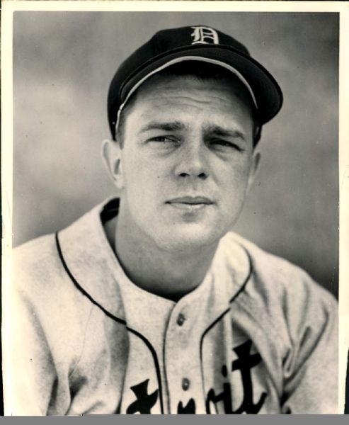 1941-49 Dick Wakefield Detroit Tigers "The Sporting News Collection Archives" Original 8" x 10" Photo (Sporting News Collection Hologram/MEARS Photo LOA)