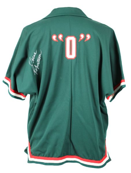 1972 circa Oscar Robertson Milwaukee Bucks Warm Up Jacket Signed  "Big O" (MEARS LOA)