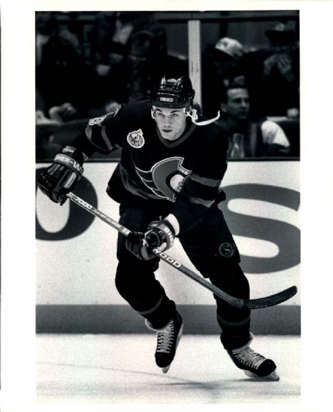 1992-96 Ottawa Senators "The Sporting News Collection Archives" Original Photos (Sporting News Collection Hologram/MEARS Photo LOA) - Lot of 33