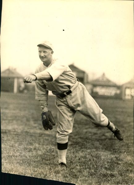 1926 Hal Wiltse Boston Red Sox "The Sporting News Collection Archives" Original Photo (Sporting News Collection Hologram/MEARS Photo LOA)