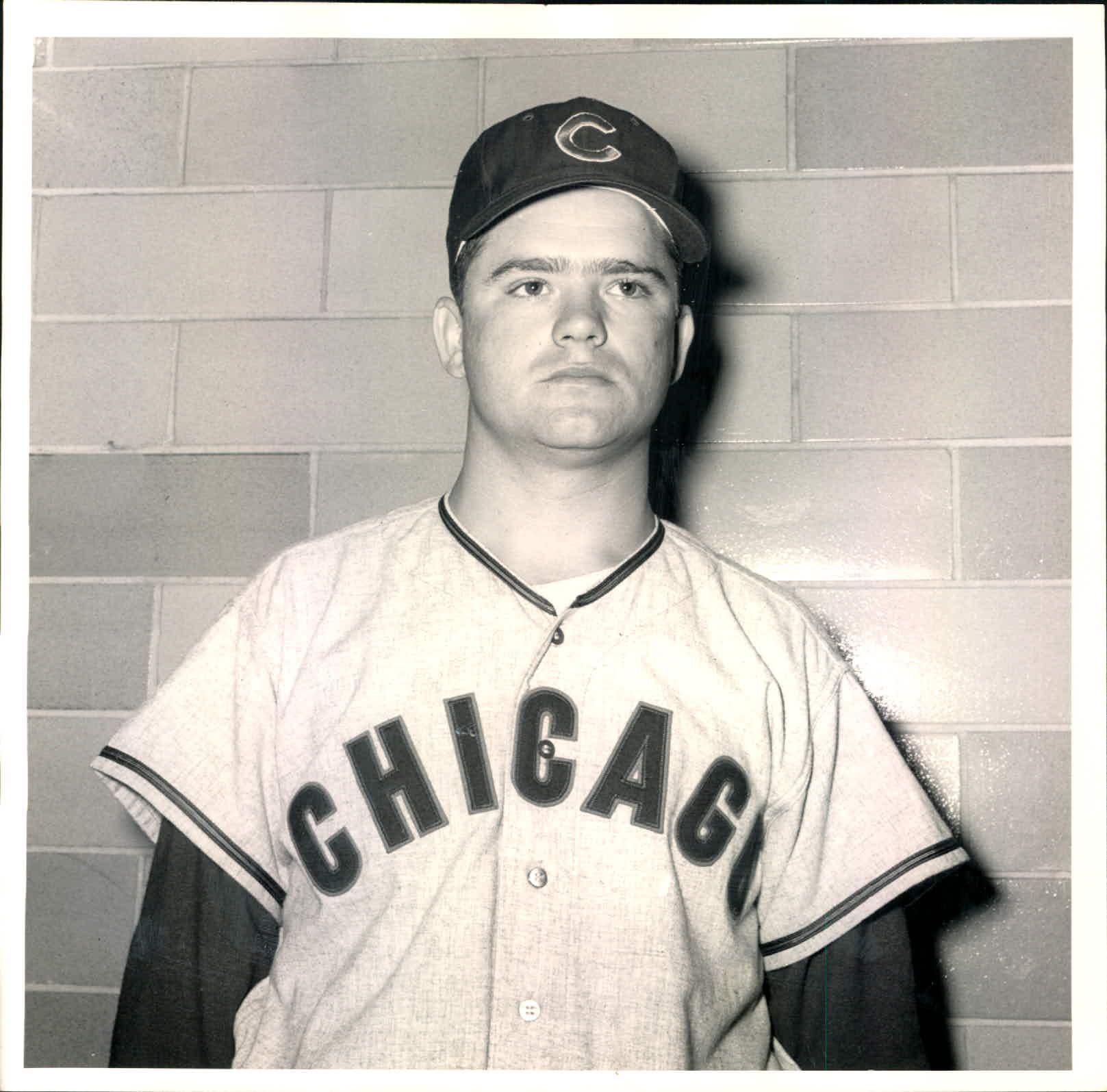 Lot Detail - 1961 Jack Curtis Chicago Cubs "The Sporting News Collection Archives" Original 8" x 8" Photo (Sporting News Collection Hologram/MEARS Photo LOA)