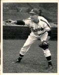 1948 Bill Lee Boston Braves "The Sporting News Collection Archives" Original Photo (Sporting News Collection Hologram/MEARS Photo LOA)