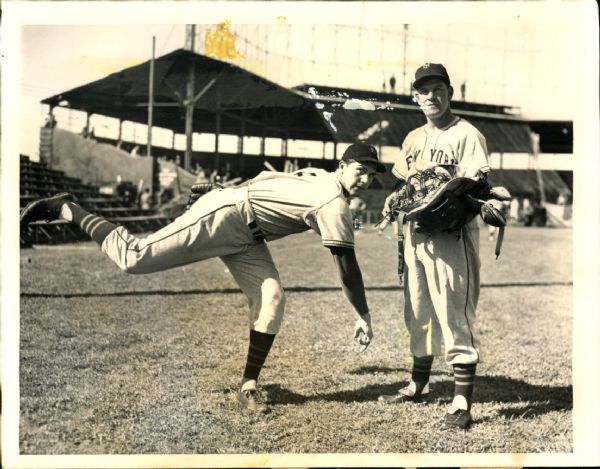 1948 Mel Ott Jimmy Gladd New York Giants "The Sporting News Collection Archives" Original 7" x 8.5" Photo (Sporting News Collection Hologram/MEARS Photo LOA)