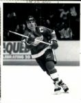 1988-93 Steve Yzerman Detroit Red Wings The Sporting News Collection Archives Original Photo (Sporting News Collection Hologram/MEARS Photo LOA) - Lot of 30