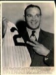 1943-55 Allie Reynolds New York Yankees Cleveland Indians - Original Photos (MEARS Photo LOA) - Lot of 6