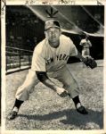 1943-55 Allie Reynolds New York Yankees Cleveland Indians - Original Photos (MEARS Photo LOA) - Lot of 6