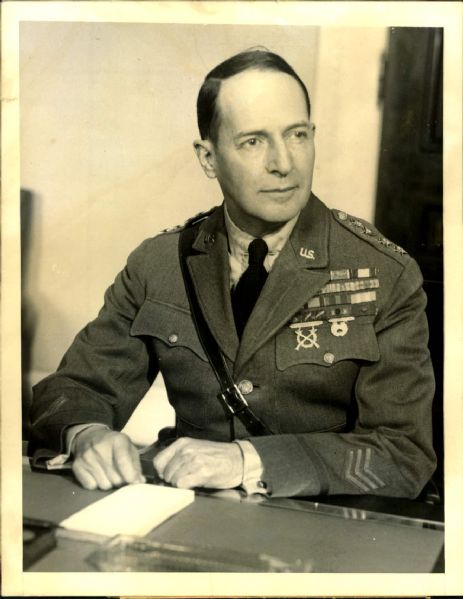1941-44 General Douglas MacArthur Commander of U.S. Army Forces Far East