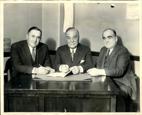 1930 Joe McCarthy Signs Contract to Manage the New York Yankees 