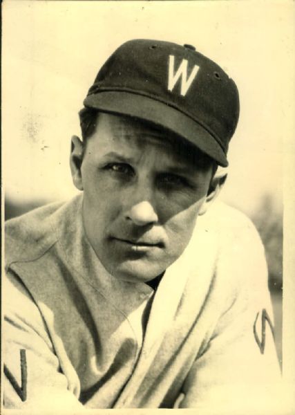 1932-38 Ossie Bleuge Washington Senators "The Sporting News Collection Archives" Original Photos (Sporting News Collection Hologram/MEARS Photo LOA) - Lot of 2