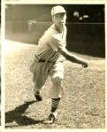 1939 Curt Davis St. Louis Cardinals "The Sporting News Collection Archives" Original 8" x 10" Photo (Sporting News Collection Hologram/MEARS Photo LOA)