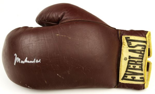1990s Muhammad Ali Signed 14 Oz. Everlast Boxing Glove - JSA 