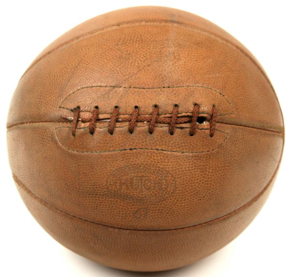 1920 Hutch Basketball 