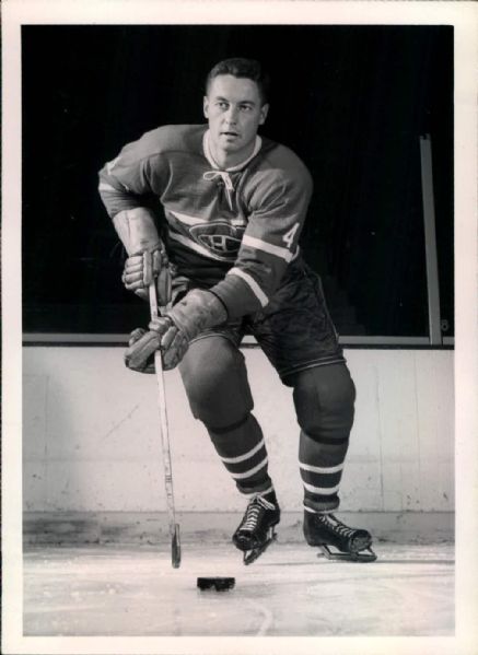 1960s circa Jean Beliveau Montreal Canadiens "The Sporting News Collection Archives" Original 5" x 7" Photo (Sporting News Collection Hologram/MEARS Photo LOA)