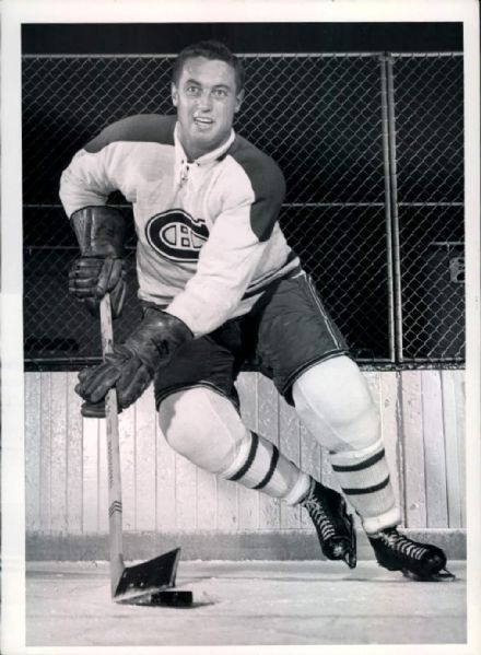 1960 circa Jean Beliveau Montreal Canadiens "The Sporting News Collection Archives" Original 5" x 7" Photo (Sporting News Collection Hologram/MEARS Photo LOA)