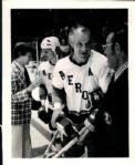 1973-77 circa Gordie Howe Houston Aeros (WHL) "The Sporting News Collection Archives" Original 8" x 10" Photo (Sporting News Collection Hologram/MEARS Photo LOA)