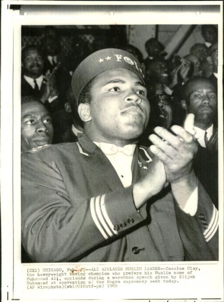 1966 Muhammad Ali "The Chicago Sun-Times Collection Archives" Original Photos (Chicago Sun-Times Hologram/MEARS Photo LOA)