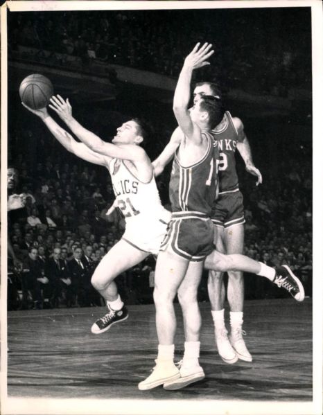 1960 Bill Sharman Boston Celtics "SPORT Magazine Collection Archives" Original Photo (MEARS Photo LOA)