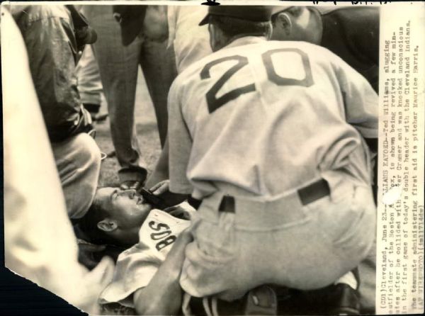 1940-52 Ted Williams Boston Red Sox "The Chicago Sun-Times Collection Archives" Original Photo (Chicago Sun-Times Hologram/MEARS Photo LOA) - Lot of 4