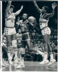 1978 Earl Monroe New York Knicks "The Sporting News Collection Archives" Original Type 1 8"x10" Photo (Sporting News Collection Hologram/MEARS Type 1 Photo LOA)