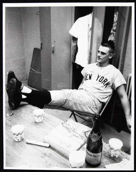 1961 Depiction of Roger Maris New York Yankees 11" x 14" Arthur Rickerby Studio Print - MEARS
