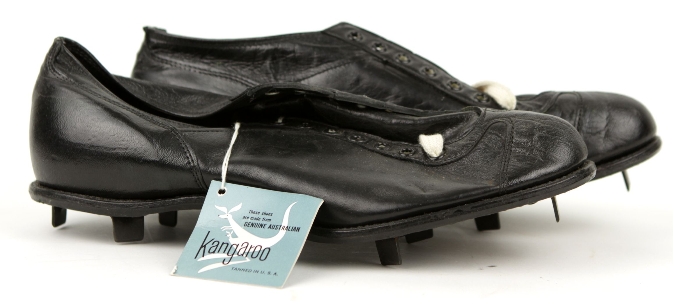 leather baseball cleats