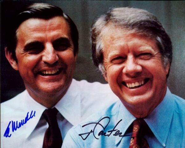 President Jimmy Carter and Vice President Mondale Signed 8" x 10" Color Photo - JSA