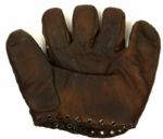1940s Ted Williams Boston Red Sox Wilson A2211 Store Model Fielder's Glove 