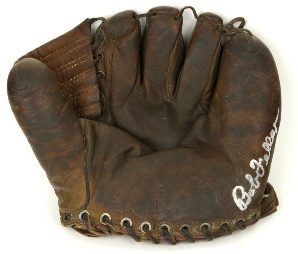 1940s Bob Feller Cleveland Indians Signed Vintage Baseball Glove - JSA 
