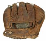 1940s Bob Feller Cleveland Indians Signed Vintage Baseball Glove - JSA 
