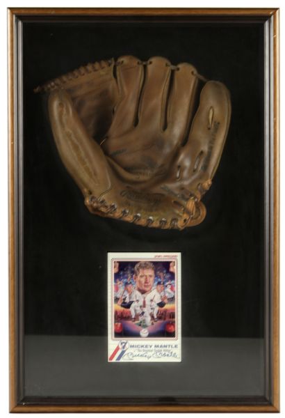 1980s Mickey Mantle New York Yankees Signed Sports Impressions Postcard & Mantle Rawlings Store Model Glove 