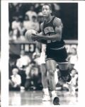 1988-89 Sean Elliott Arizona Wildcats The Sporting News Collection Archives Original 8 x 10 Photo (Sporting News Collection Hologram/MEARS Photo LOA) - Lot of 10