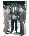 1977-89 Willis Reed New York Knicks The Sporting News Collection Archives Original 8 x 10 Photo (Sporting News Collection Hologram/MEARS Photo LOA) - Lot of 10