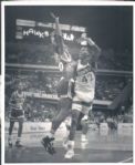 1986-90 Kevin Willis Atlanta Hawks The Sporting News Collection Archives Original Photo (Sporting News Collection Hologram/MEARS Photo LOA) - Lot of 10