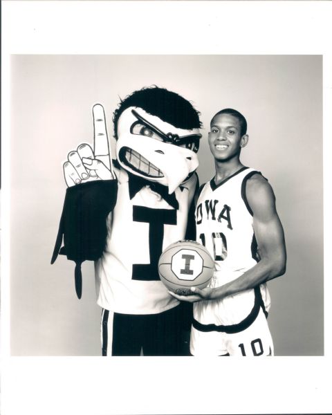 1987-95 B.J. Armstrong Iowa and Chicago Bulls "The Sporting News Collection Archives" Original Photo (Sporting News Collection Hologram/MEARS Photo LOA) - Lot of 10