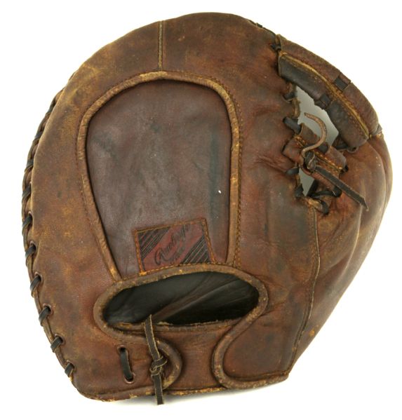1920s George Sisler St. Louis Browns Rawlings Store Model First Basemans Mitt 