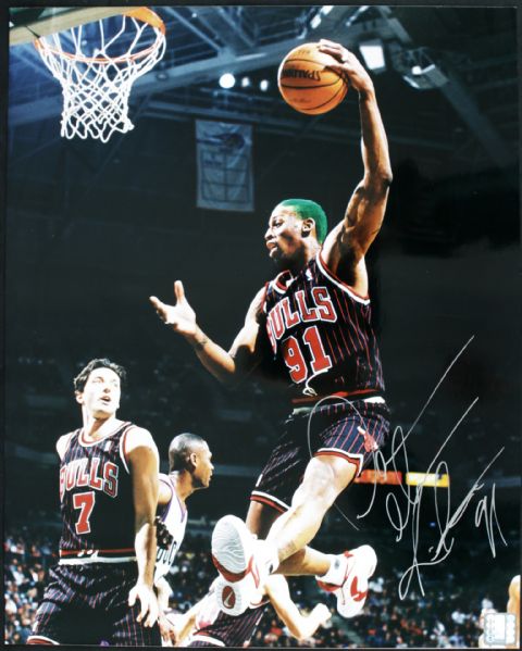 1998 circa Dennis Rodman Chicago Bulls Signed 16" x 20" Photo - JSA