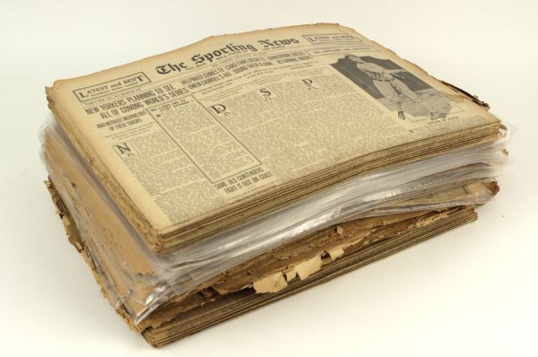 1925-43  The Sporting News - Lot of 195 