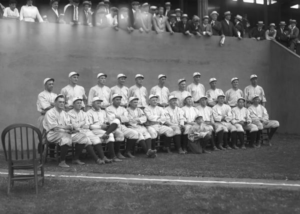 1915 New York Giants Team Photo Charles Conlon Original 11" x 14" Photo Hand Developed from Glass Plate Negative & Published (The Sporting News Hologram/MEARS Photo LOA)