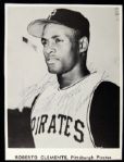 1960s Roberto Clemente Pittsburgh Pirates Signed 4 1/2" x 6 1/2" Photo - JSA 