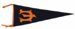 1920s University of Illinois Full-Size 26 1/2" Pennant - Red Grange Era