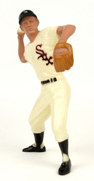 1960-63 Nellie Fox Chicago White Sox  Hartland Statue - Clean Example