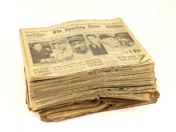 1939 The Sporting News Complete Year - Approximately 122 Issues 