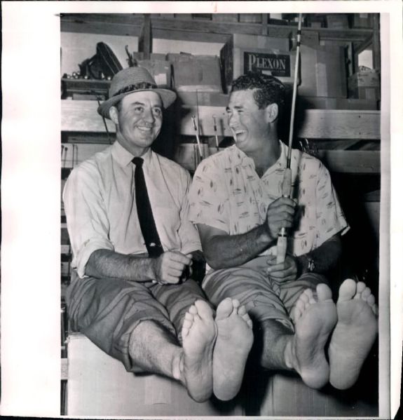 1955 Sam Sneed Golfer and Ted Williams Boston Red Sox “Seattle Times” Original 8 x 8.5 News Photo (“Seattle Times” Hologram/MEARS LOA)