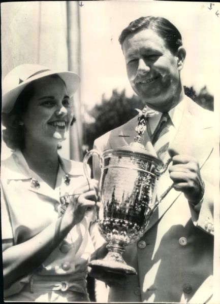 1955-70 circa Golfing Greats “Seattle Times” Original News Photo (“Seattle Times” Hologram/MEARS LOA) - Lot of 12